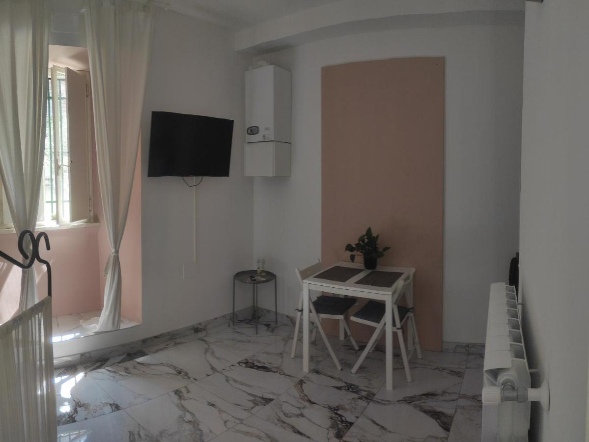 רומא Tiberivs Home מראה חיצוני תמונה